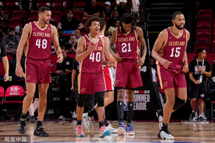 西蒙尼：我喜欢拉菲尼亚，他和佩德里的复出让巴萨如虎添翼（西蒙尼称赞拉菲尼亚：他与佩德里携手复出令巴萨战力大增）