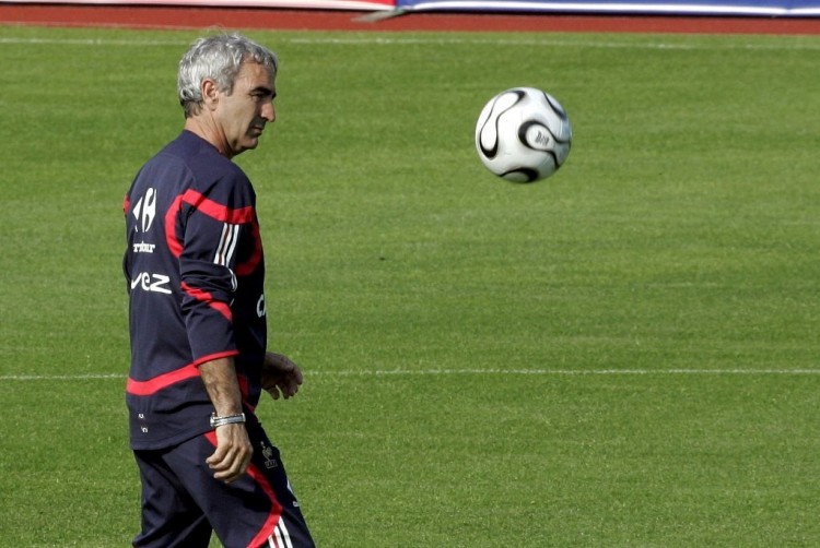 挪威足协官方：与国家队主帅索尔巴肯续约至2028年欧洲杯后（挪威足协官宣与国家队主帅索尔巴肯续约，合同至2028年欧洲杯后）