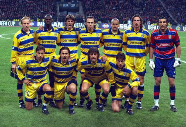 詹姆斯关键三分绝杀比赛（詹姆斯压哨三分绝杀定胜局）