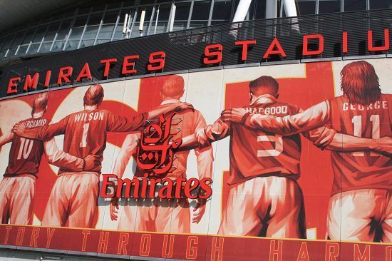 2.53米，麦克托米奈创下倒钩射门脚尖高度新的世界纪录（麦克托米奈倒钩脚尖高度达2.53米，刷新世界纪录）