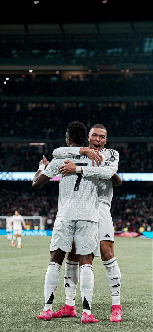 马特乌·阿莱曼尼在马德里竞技已显神通：德保罗转会迈阿密国际斩获1500万欧元（阿莱曼尼掌舵马竞成效初显：德保罗加盟迈阿密国际回收1500万欧元）